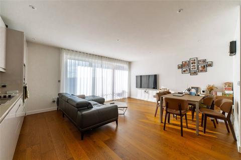 3 bed property, in Lismore Boulevard, £640,000