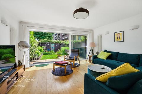 3 bed property, in Swedenborg Gardens, £735,000
