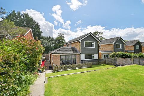 3 bed property, in Horsforth, £550,000