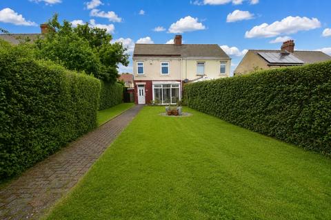 3 bed property, in Bethany Gardens, £125,000