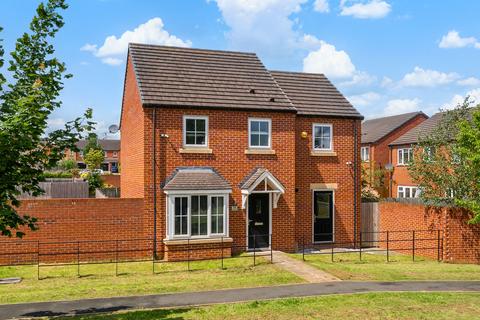 4 bed property, in Appersett Close, £435,000