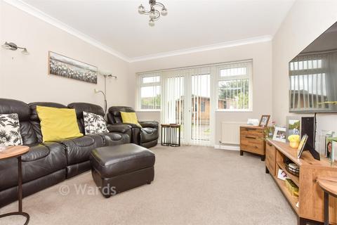 4 bed property, in Woodman Avenue, £375,000
