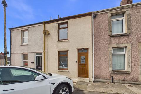 2 bed property, in Grenfell Town, £110,000