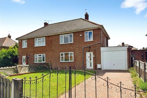 3 bed property, in Lancaster Avenue, £130,000