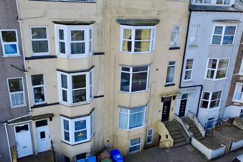 1 bed property, in Gladstone Terrace, £89,950