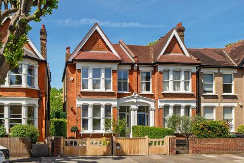 4 bed property, in Bargery Road, £1,150,000