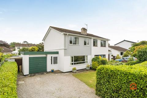 3 bed property, in Heamoor, £325,000