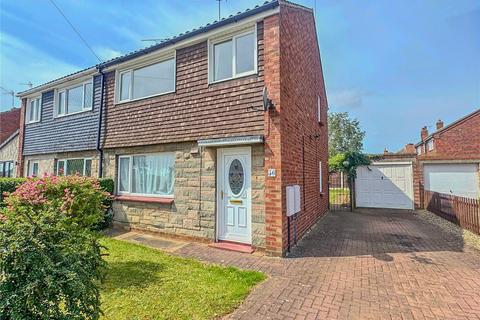 3 bed property, in St Hybalds Grove, £172,000