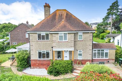 3 bed property, in Belmore Road, £799,950