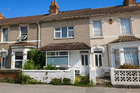 3 bed property, in Manchester Road, £250,000