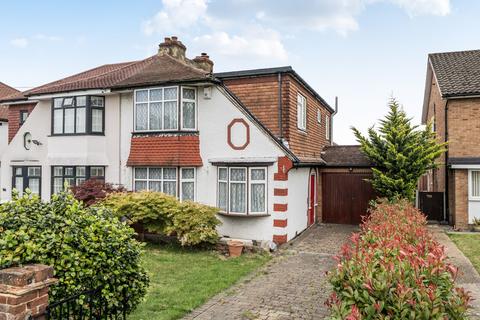 4 bed property, in London Road, £650,000