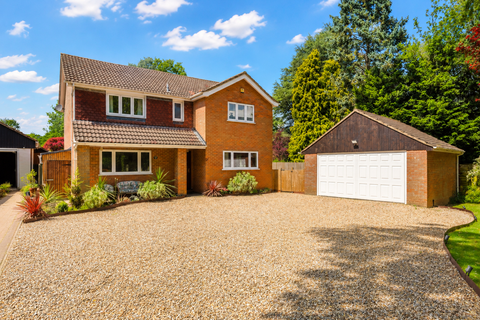 4 bed property, in Beech Way, £1,100,000