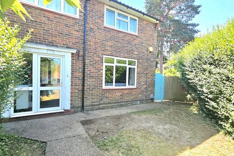 3 bed property, in St. Michaels Road, £400,000