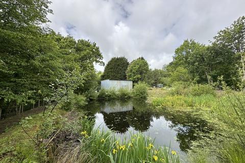 Studio, in Land North East Of Horebeach Lane, £125,000