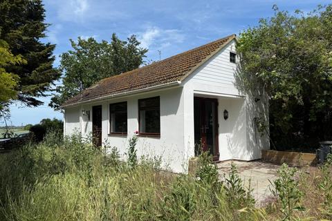 1 bed property, in Portland, £170,000