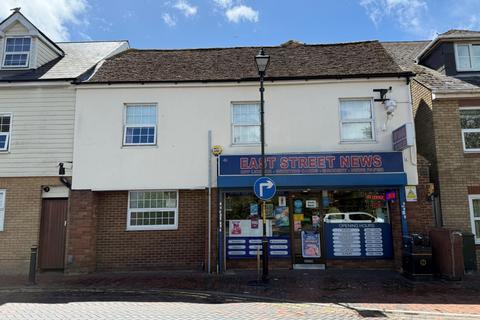 8 bed property, in 44-46 East Street & 1 & 2 Gilbert Court, £750,000