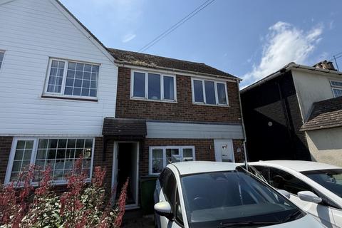 2 bed property, in Fairview Flat, £140,000