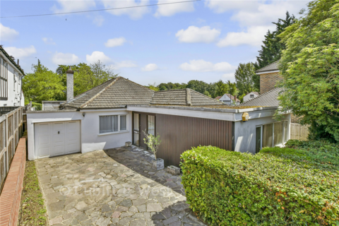 4 bed property, in Smitham Bottom Lane, £900,000