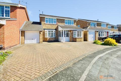 4 bed property, in Hungarton Drive, £400,000