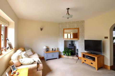 4 bed property, in Wrexham Road, £675,000