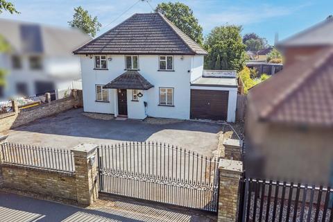 4 bed property, in Wellesley Avenue, £1,250,000