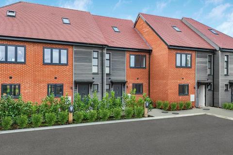 3 bed property, in Foxes Mews, £475,000