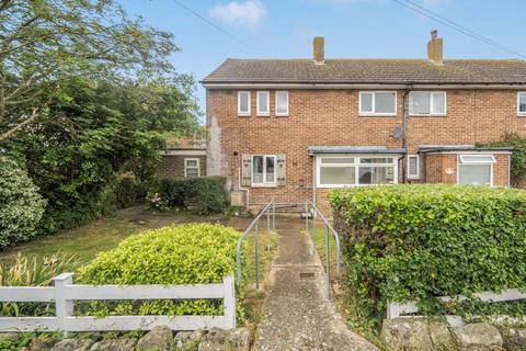 3 bed property, in Ventnor PO38, £190,000
