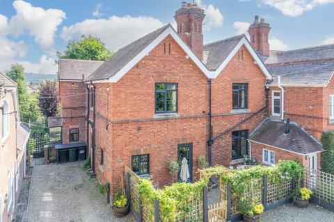 3 bed property, in Clun Road, £350,000