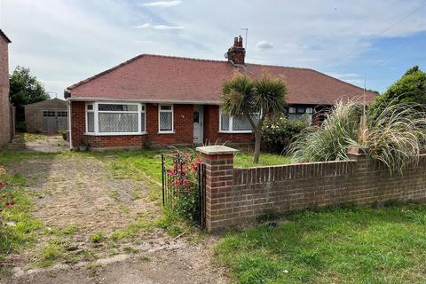 3 bed property, in Withernsea Road, £140,000