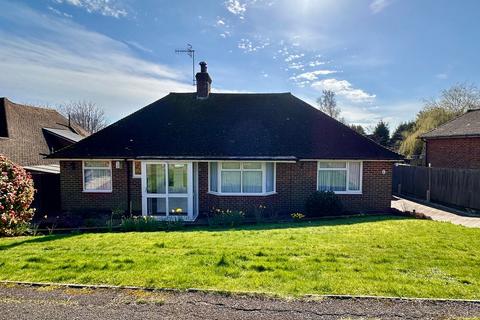 3 bed property, in Collington Grove, £525,000