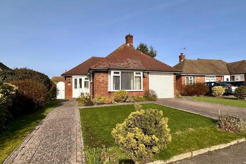 2 bed property, in Birkdale, £470,000