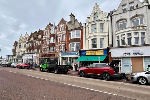 2 bed property, in Devonshire Road, £139,950