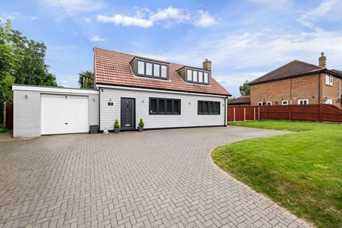 3 bed property, in Nursery Lane, £500,000