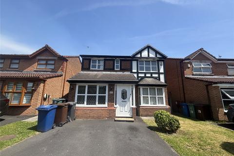 5 bed property, in Parkside Close, £300,000