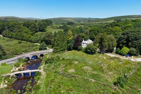 3 bed property, in Postbridge, £425,000