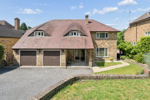 4 bed property, in Lincoln Road, £1,250,000