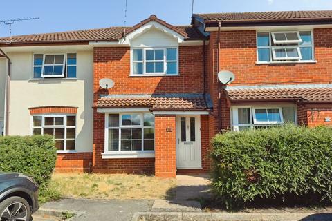 2 bed property, in Sunderland Close, £325,000