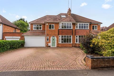4 bed property, in Ladbrook Road, £720,000