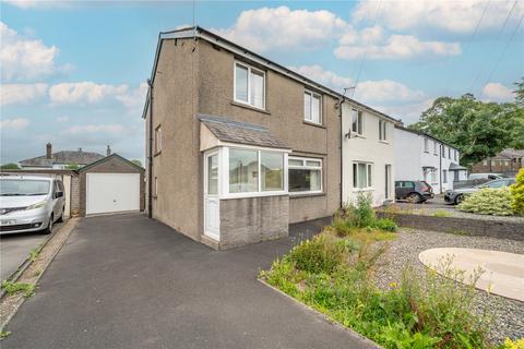 3 bed property, in Fowl Ing Lane, £270,000