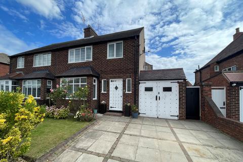 3 bed property, in Longridge Drive, £425,000