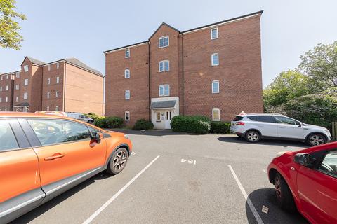 2 bed property, in Water Reed Grove, £80,000