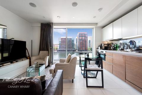Studio, in Baltimore Wharf, £329,900
