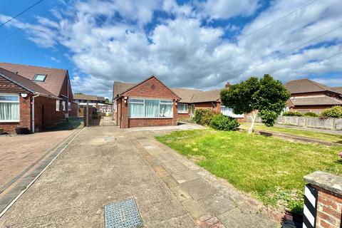 3 bed property, in Netley Road, £390,000