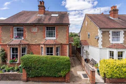 3 bed property, in Bailey Road, £475,000
