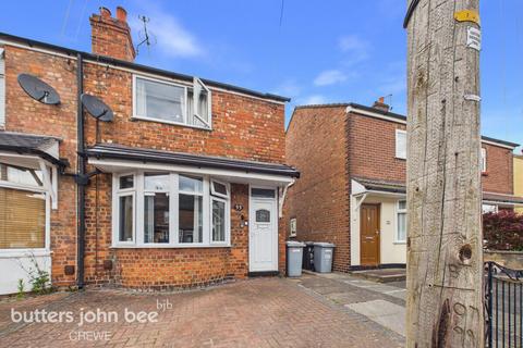3 bed property, in Stoneley Avenue, £180,000