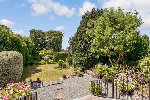 3 bed property, in Nork Way, £750,000
