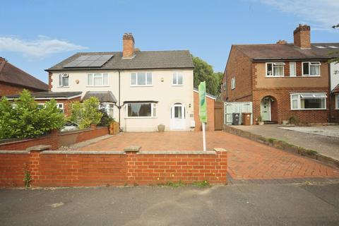 3 bed property, in Moordown Avenue, £350,000