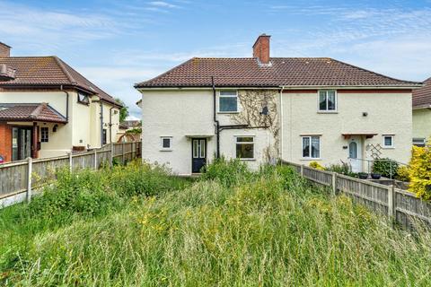 2 bed property, in 87 Kirkley Gardens, £55,000