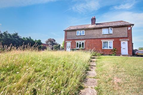 3 bed property, in 16 Watton Road, £95,000