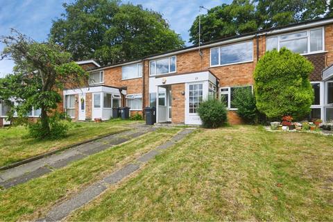 2 bed property, in Firsholm Close, £164,950